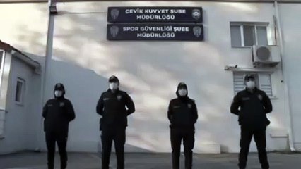 POLİSLERDEN ANLAMLI VİDEO