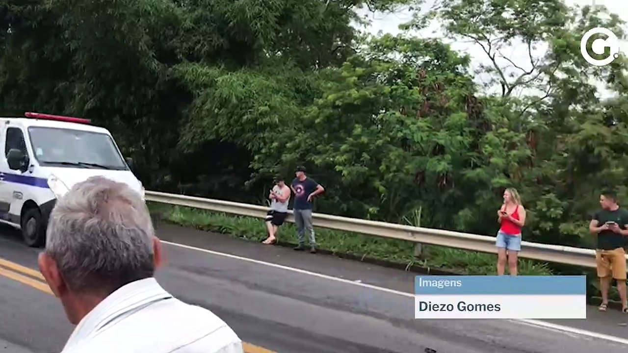 Grave acidente interdita BR 101, na Serra