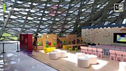 Self-service smart library station in the MOCAPE, Shenzhen