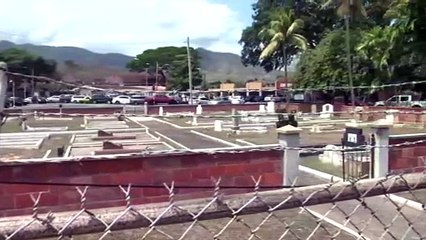 University Students Robbed and Beaten