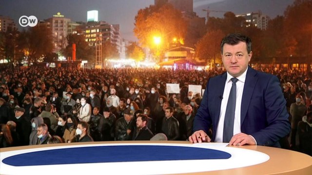 Война в Карабахе и протесты в Армении: Пашинян увольняет министров, но сам не уходит? DW Новости (23.11.2020)
