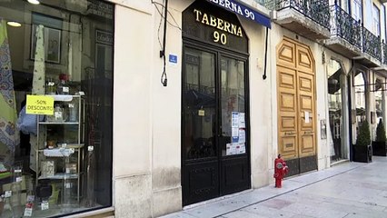 Quatro níveis de risco e "fins de semana grandes" confinados
