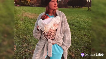 Por primera vez, Gigi Hadid posó junto a su bebé y mostró su Navidad