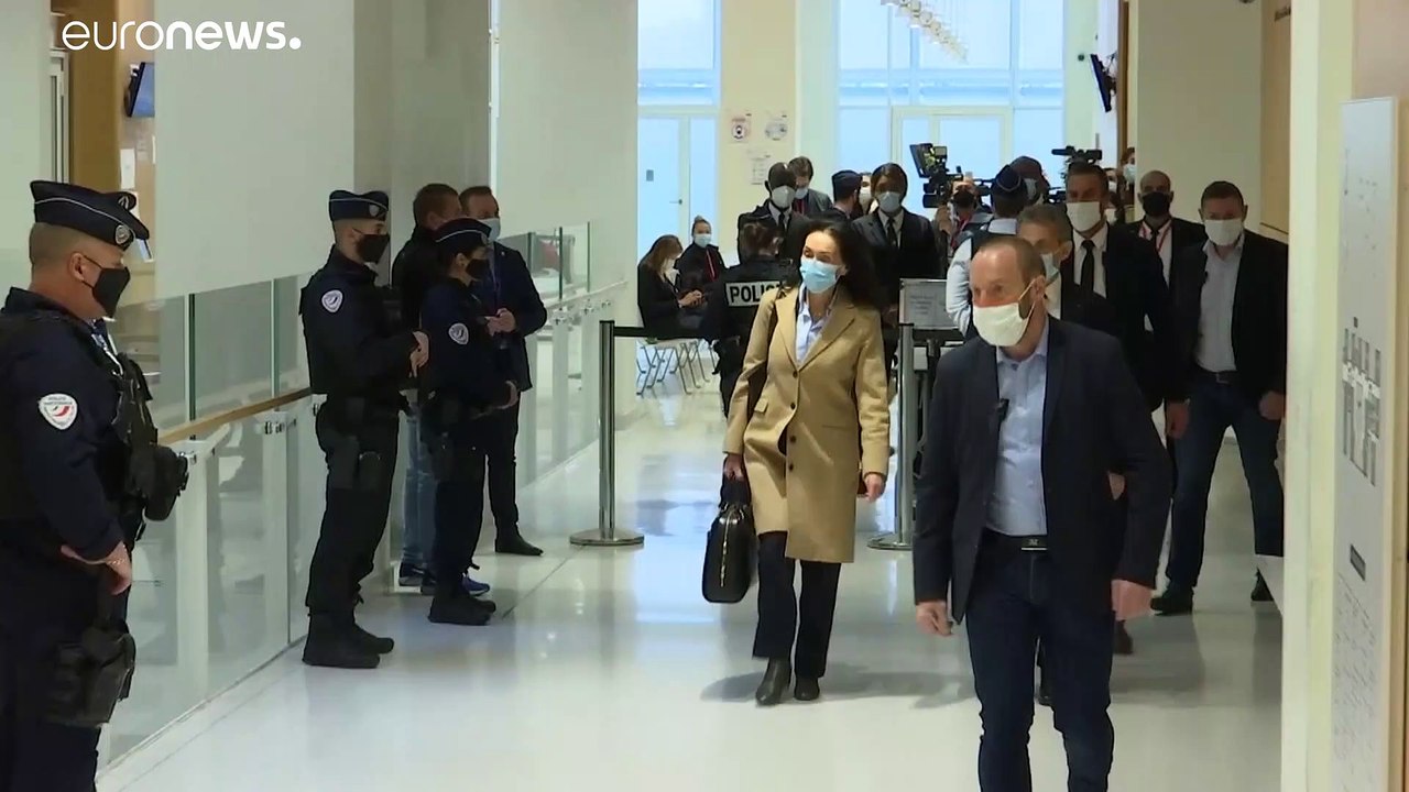 Sarkozy erscheint vor Gericht: 'Monsieur Bismuth?'