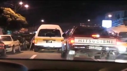 Lee Sing Tells Supporters: The Devil Comes in Red