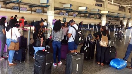 Students Arrive Home