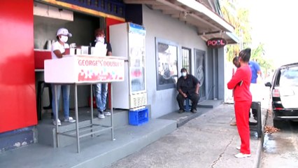 DOUBLES VENDORS BACK OUT