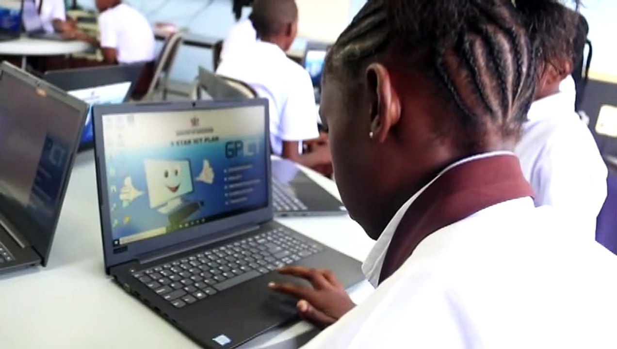 Online Learning and Eye Care