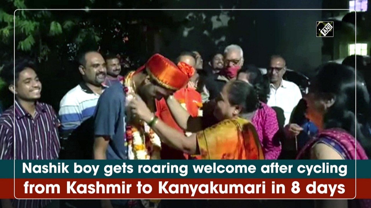 Nashik boy gets roaring welcome after cycling f...
