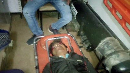 लखीमपुर खीरी: कार और छोटे हाथी में हुई जोरदार टक्कर, सभी लोग बाल बाल बचे