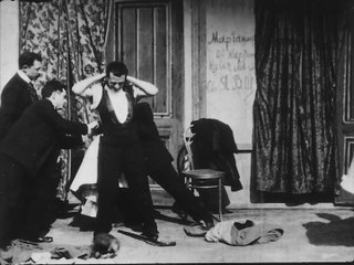 "Fregoli : segreto per vestirsi con aiuto II", réalisateur inconnu, 1898