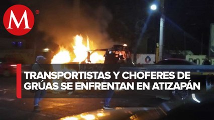 En Atizapán, choferes de grúas se enfrentan con transportistas