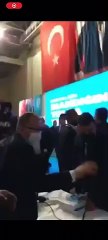 AK Parti kongresi karıştı! Tekmeler yumruklar havada uçuştu