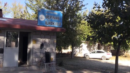 ŞANLIURFA - Suriye sınırındaki bini aşkın öğrenciyi kitapla buluşturdular