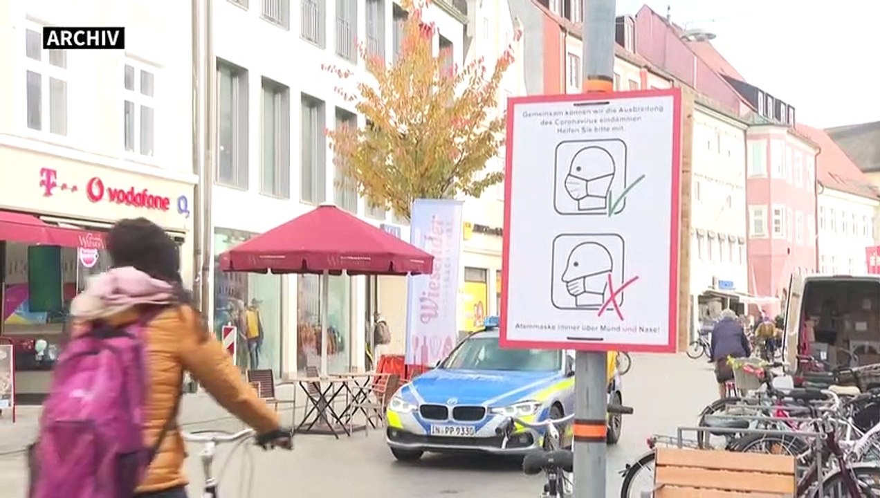 Länder wollen Treffen von zehn Menschen an Weihnachten erlauben