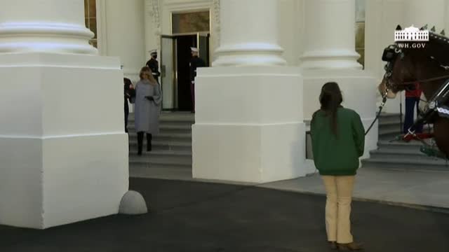 Melania prepara su última Navidad en la Casa Blanca