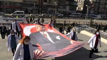 HAKKARİ - Öğretmenler Günü kutlandı