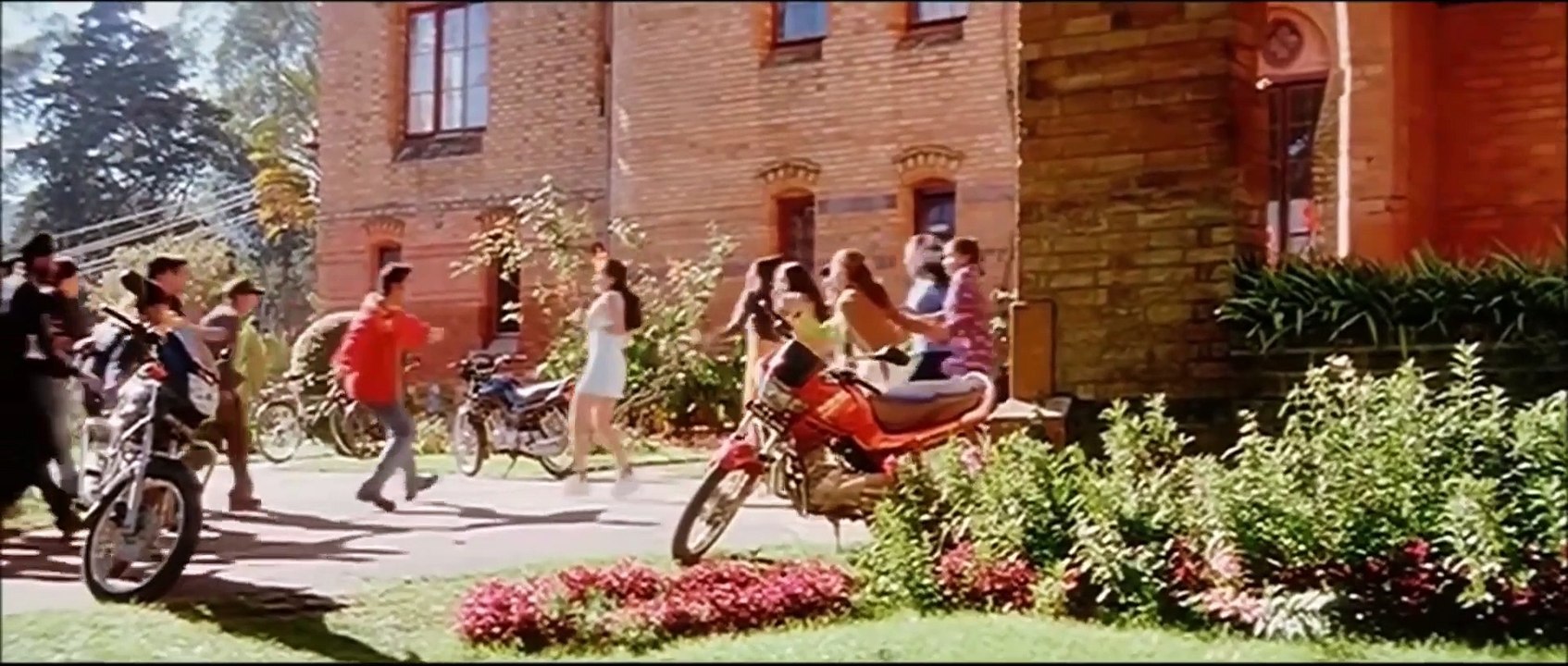 College Ki Ladkiyan - Yeh Dil Aashiqana / Karan Nath & Jividha / Udit Narayan / Full Hd Video 1080p.