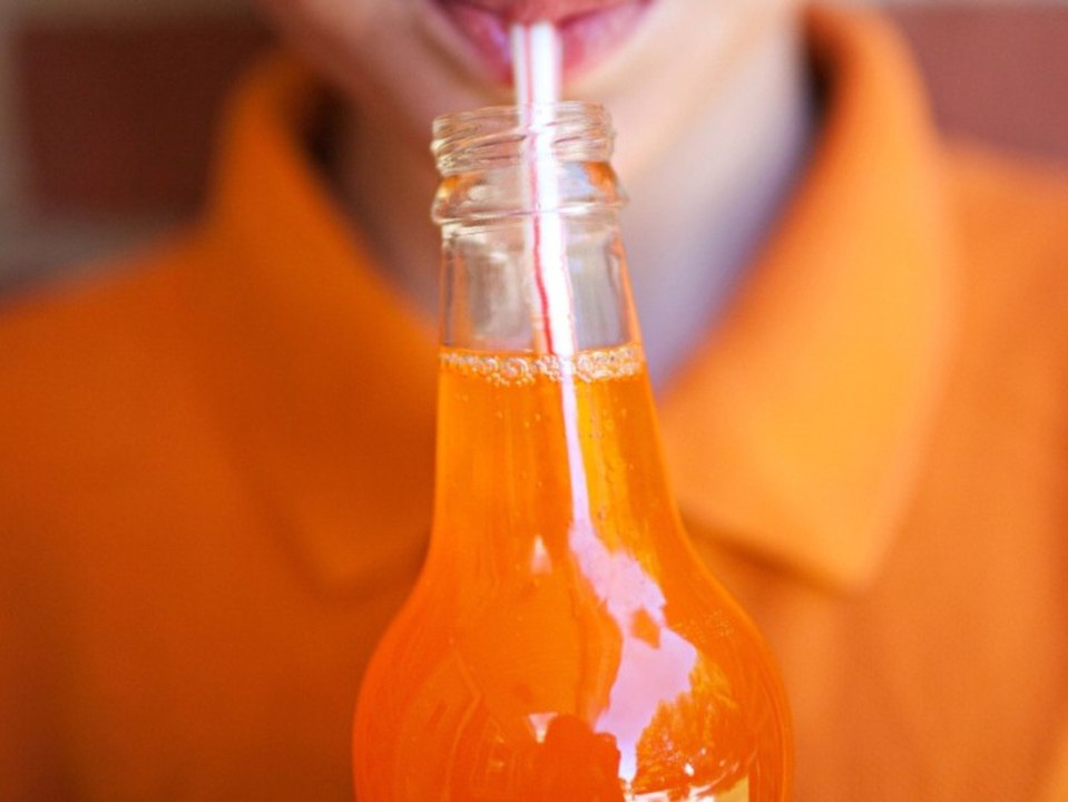 Von diesen Getränken solltest du die Finger lassen