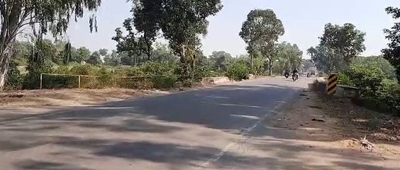 जिला मुख्यालय की मुख्य सड़क पर पांच बड़े डेंजर प्वाइंट, दो साल में नहीं हुआ सुधार