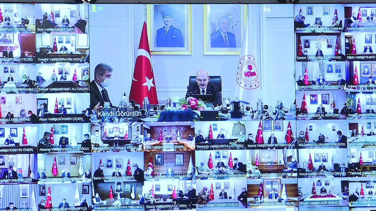 ANKARA - İçişleri Bakanı Soylu, 81 ilin valisi ile telekonferans yöntemiyle görüştü