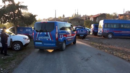 UŞAK - Kaybolan yaşlı kadını arama çalışmaları sürüyor