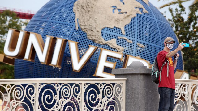 Universal Orlando, Dollywood, and More Theme Park Resorts Are Offering Amazing Black Frida