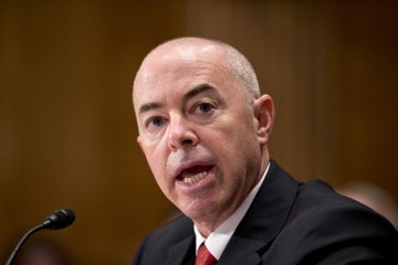 Joe Biden recurre a un hispano para la Seguridad Nacional | El Diario en 90 segundos