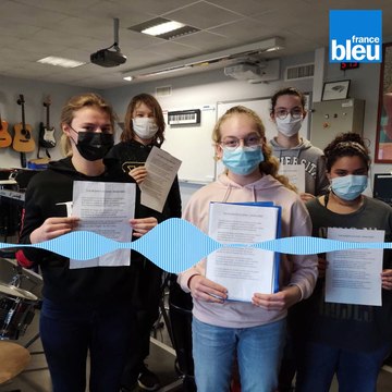 Amiens : des collégiens chantent pour la liberté d’expression, en mémoire de Samuel Paty