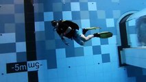 Polonia inaugura la piscina más profunda del mundo con más de 45 metros