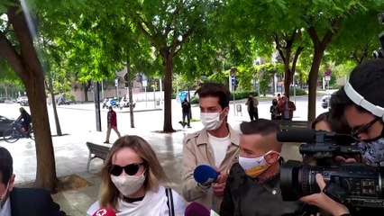 Mainat denuncia a su esposa, detenida por presunto robo