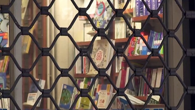 Во Франции смягчаются карантинные меры