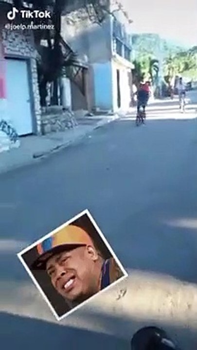 carrera de bicicletas de niños