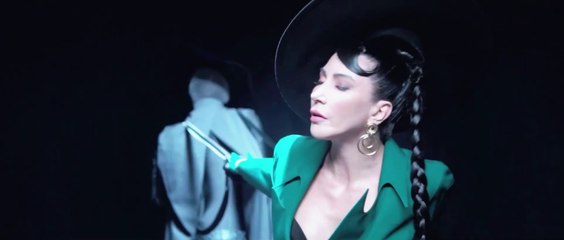 Hande Yener - Aşk Sandım