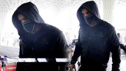 Bollywood Actor John Abraham Spotted at Aiport | FilmiBeat