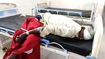 इटावा में मानवता हुई शमर्सार, उपचार करने के लिए मरीज को बांधकर किया जा रहा उसका उपचार