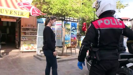 ANTALYA - Elektronik kelepçe şiddet mağduru kadını hayata bağlıyor