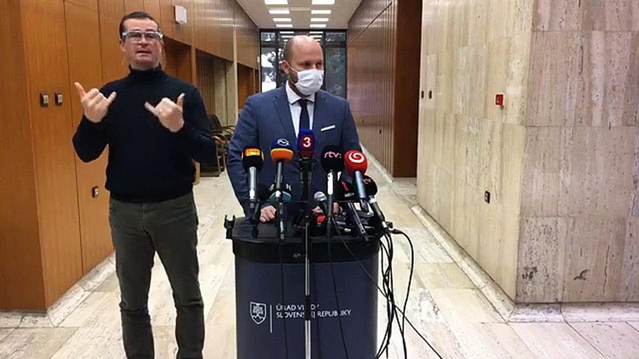 ZÁZNAM: Brífing ministra obrany J. Naďa