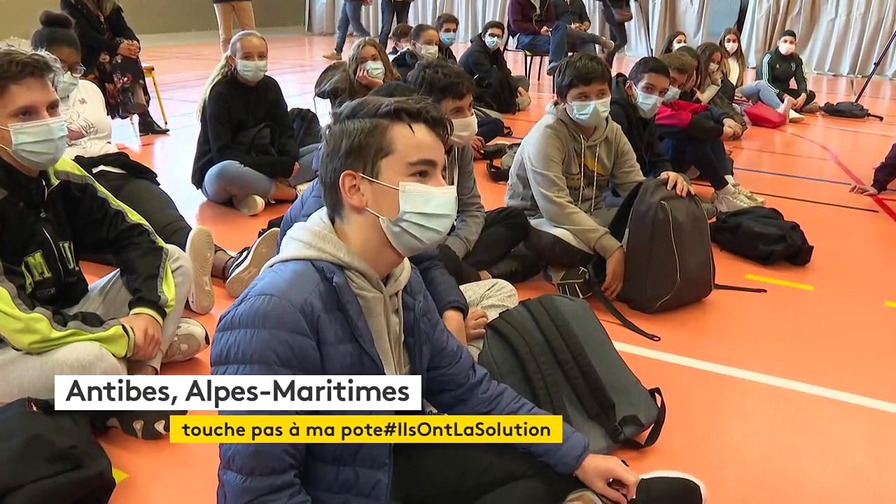 "Touche pas à ma pote" : à Antibes, le théâtre pour sensibiliser les collégiens aux violences faites aux femmes