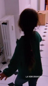 Amel Bent a filmé sa fille Sofia (4 ans) en train de danser. Le 24 novembre 2020.