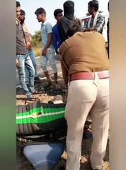 एक्सीडेंट में दो मासूम बच्चे सहित एक महिला और एक पुरुष की मौत