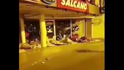 Köprü altında yatan evsizler İBB tarafından otellere yerleştirildi