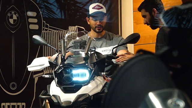 Kunal Khemu gift himself new BMW Bike after sucess of Lootcase | FilmiBeat