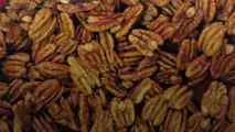 How to Crack and Clean Pecans For Baking