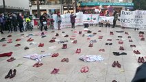 Zapatos rojos en Valencia para visibilizar a las mujeres asesinadas