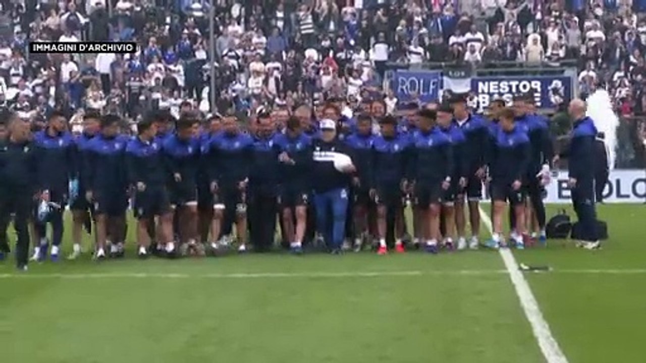 Calcio in lutto: è morto l'eterno Diego Armando Maradona. Napoli piange il suo dio