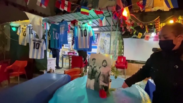 El mundo llora la muerte de Maradona, que será velado en la Casa Rosada
