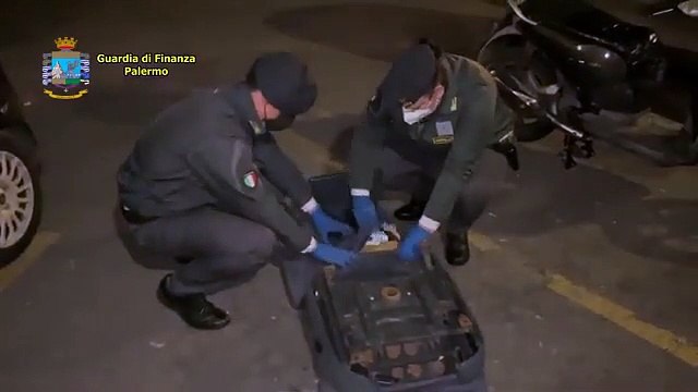 Palermo - Sigarette di contrabbando dalla Tunisia sequestro a porto (24.11.20)