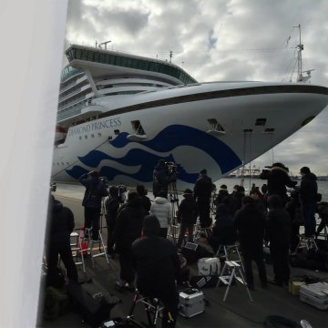 Penumpang Diamond Princess dibenar mendarat di Jepun