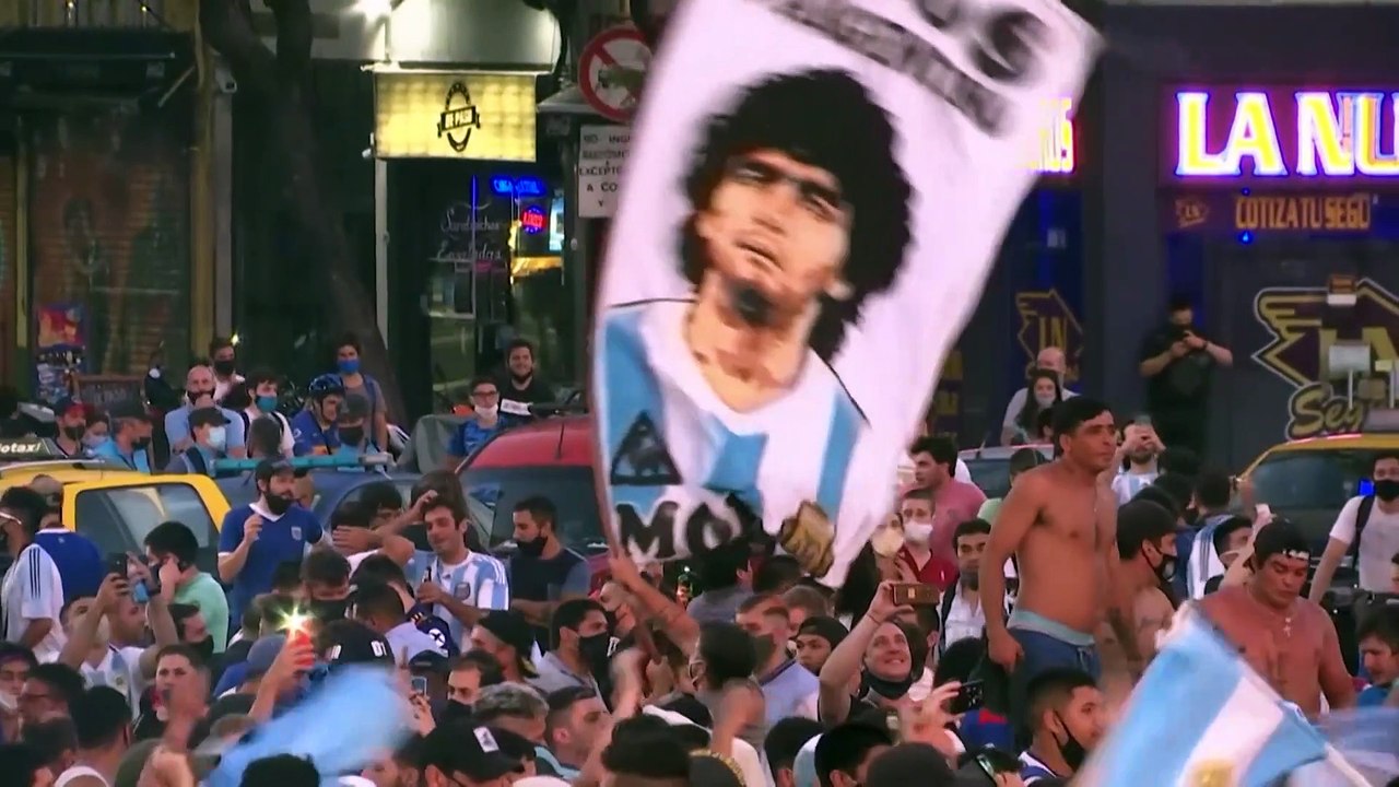 'Es bricht mir das Herz' - Bewegende Trauer um Nationalheld Maradona